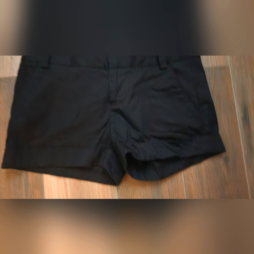 Alice + Olivia black shorts in size 14